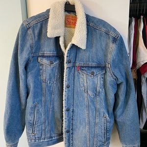 Levi’s XL parka (never worn) no tags